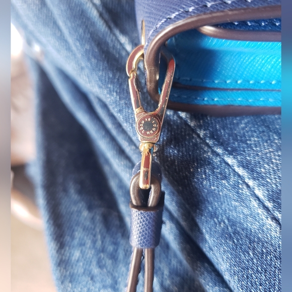 Henri Bendel New York Wristlet Wallet - Picture 12 of 12